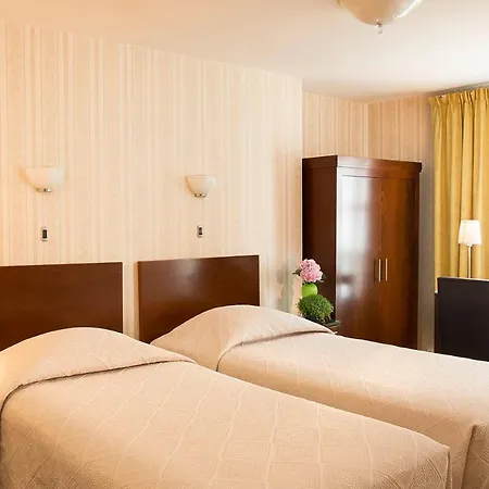 Du Printemps 3* Parigi